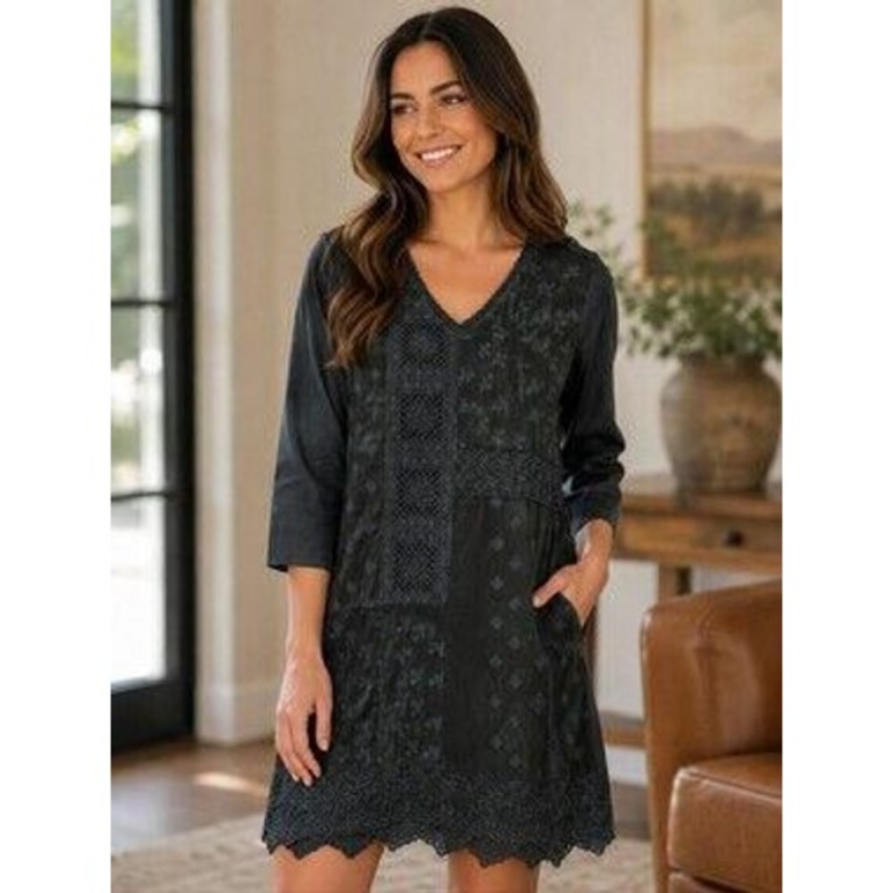 004 Johnny Was Black Eyelet Embroidered Cupra Rayon Tunic Dress (Large, EUC)
